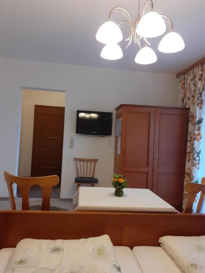 Bauernhof Grieslehen Bed & Breakfast Leogang Exterior photo